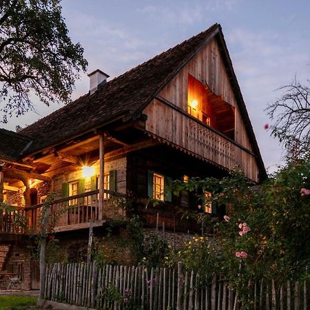 Das Holzpoidl Greisdorf Luaran gambar
